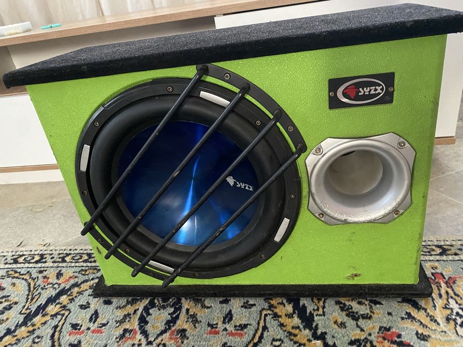 Продам  сабвуфер