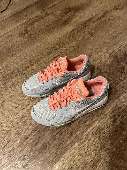 Adidasi Nile Air Max dama