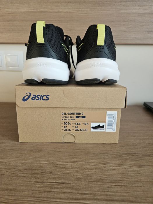 Маратонки асикс     44.5