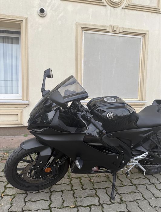 Yamaha yzf r125