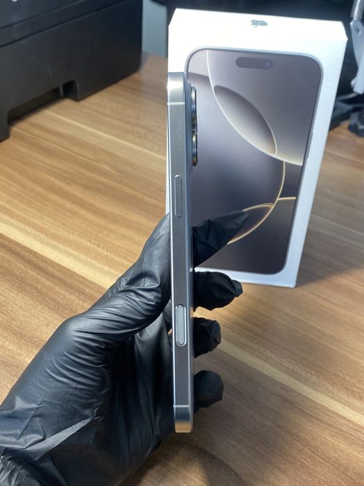 iPhone 16 Pro Max • 1 TB • Desert Titanium