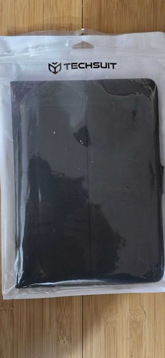 Vand Husa  Universala  pentru tablete android 40 lei