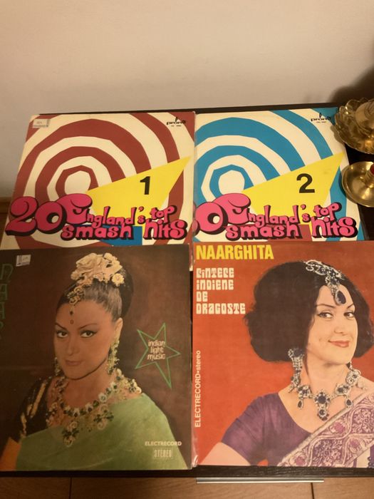 Geaca copil,discuri vinil,pahare,farfurii Bavaria,protectie pt.genuchi