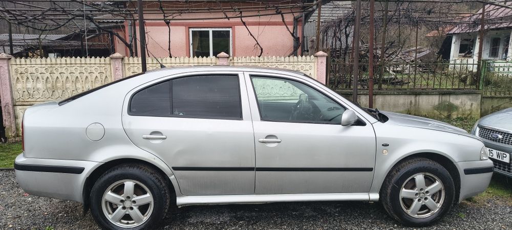 Skoda Octavia 1 motor 2.0 benzină