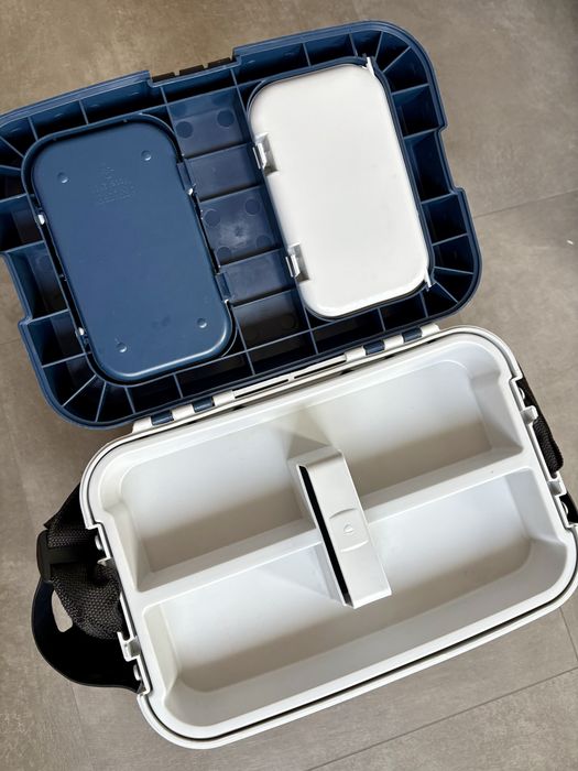 Ботуши Rapala с вградени шипове и куфар Salmo за зимен риболов