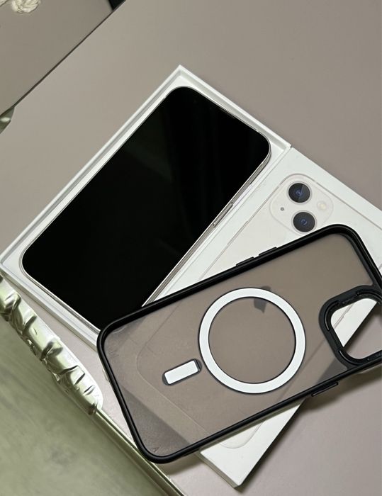 Айфон 13 128гб акб 87