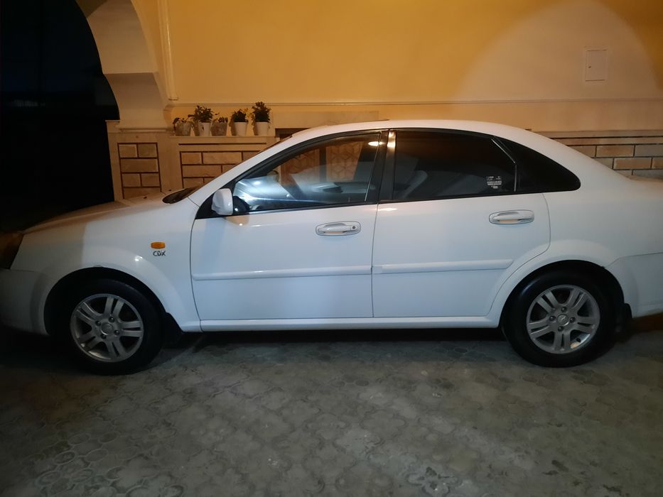 Lasetti 1.8 rangi oq