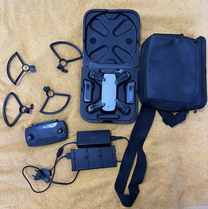 Дрон dji spark комплект