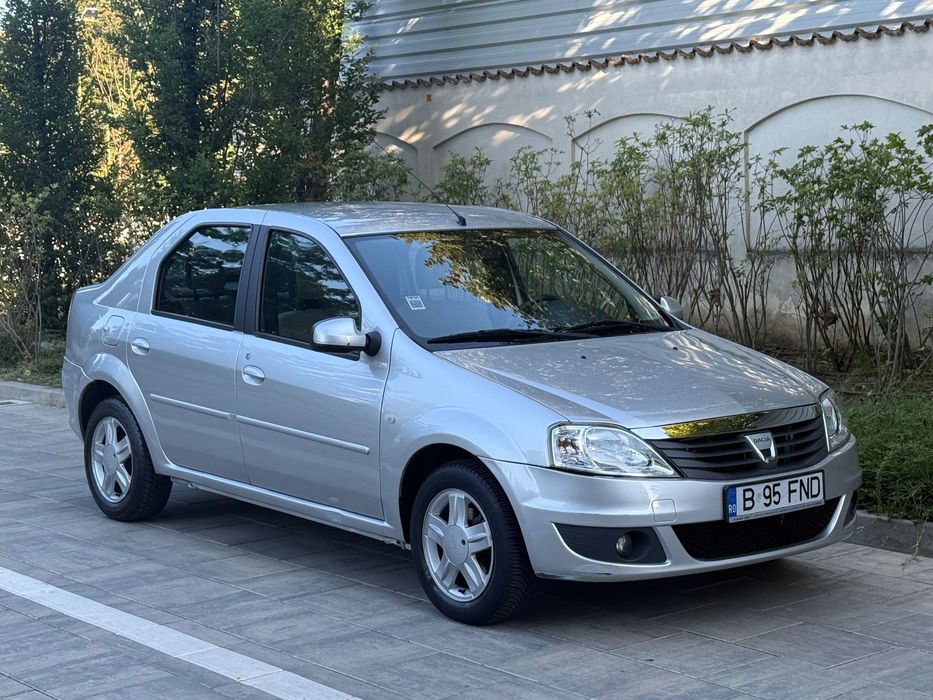 Dacia Logan Prestige  1.6 16v Benzina 105 Cp Unic proprietar AC