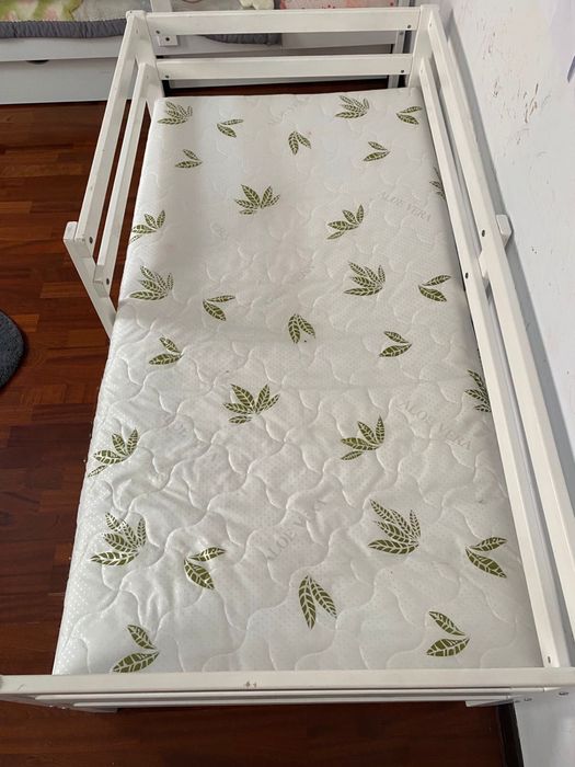 Продам детские кровати
