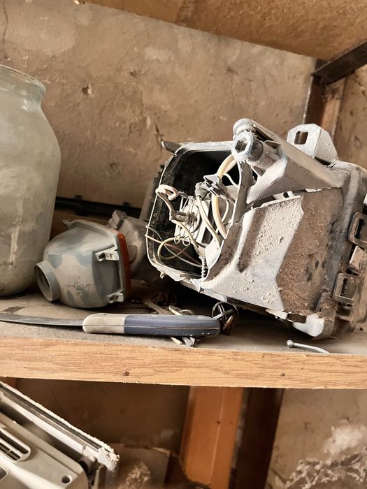 Продам одну фару bmw e36