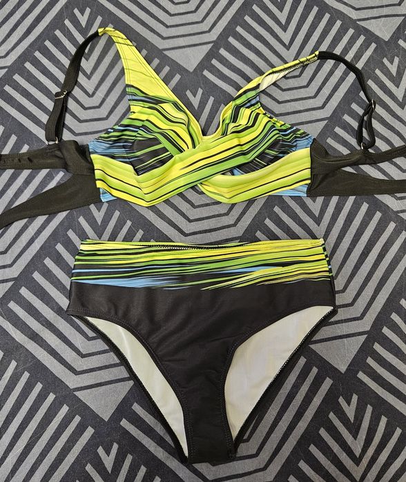 Costum de baie, marimea S, nou nout