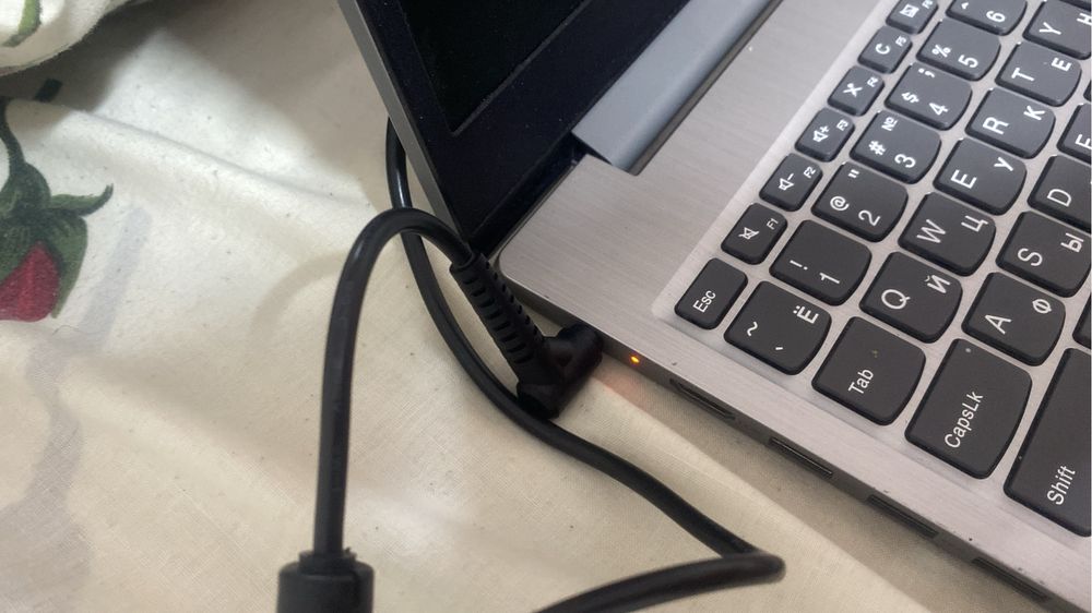 Ноутбук Lenovo IdeaPad 3
