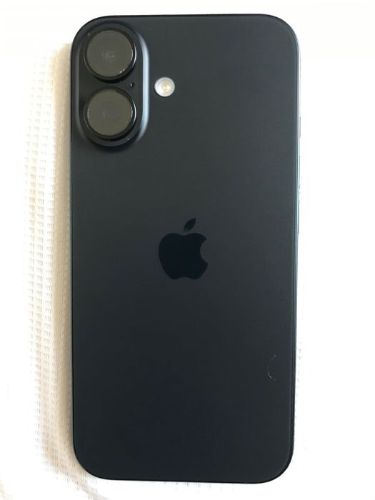 iPhone 16 128 GB 100% AKБ