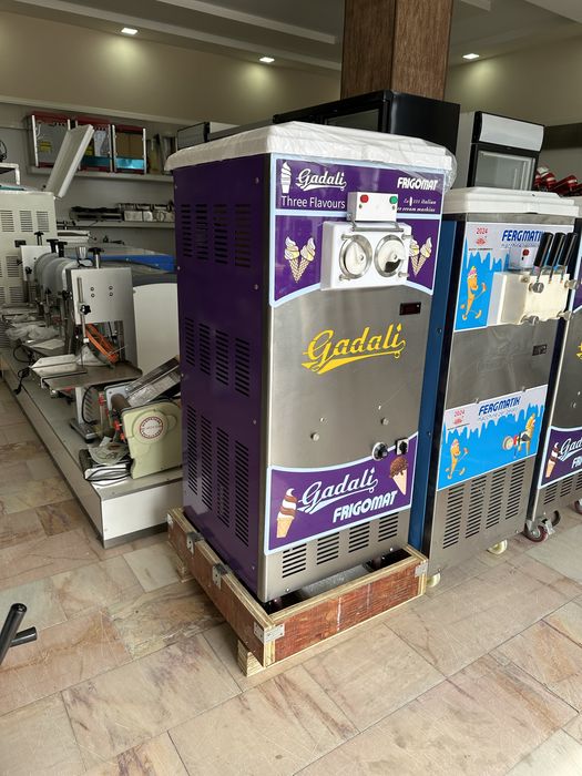 Фризер мороженное аппарат фригомат оргинал