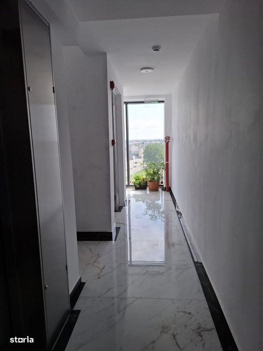 Zona Far- Apartament 2 camere , vedere spre mare si port