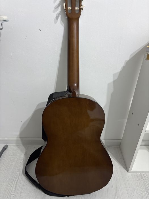Гитара Yamaha C40