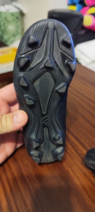 Ghete fotbal Adidas Predator mărime 30