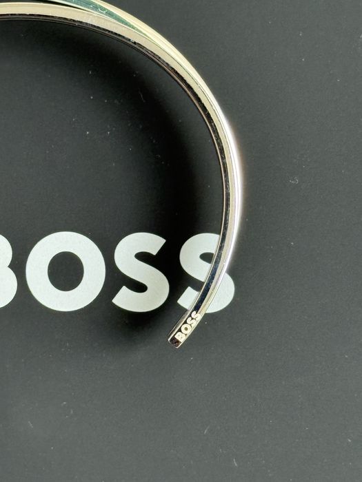 BOSS bratara solida femei model Saya 1580284 argintiu cu cristale noua