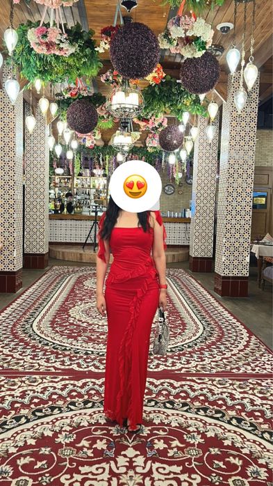 Платья красный размер S