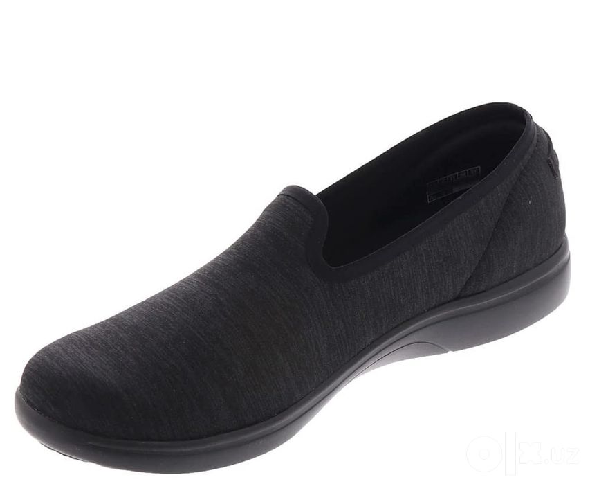 Skechers, Perceived. Лодочки слипоны из США. 100% Оригинал. Разм 38.5