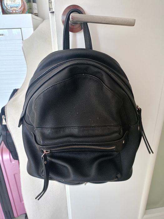 Vând ruscac damă, produs de calitate superioara,piele ecologica,urme d