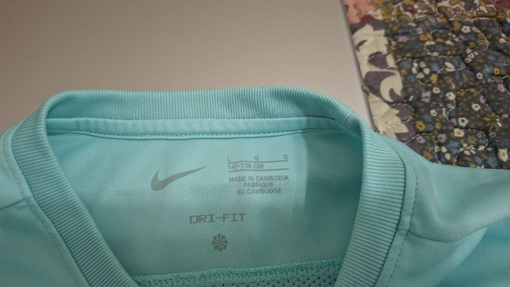 детски екипи Nike