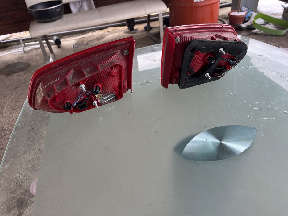 2 броя десен стоп VW Passat B7 (2011-2014)