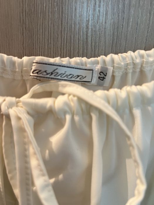 Көйлек сатылады