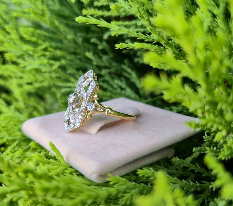 Inel Art Nouveau din aur de 18K cu diamante naturale montate in platina