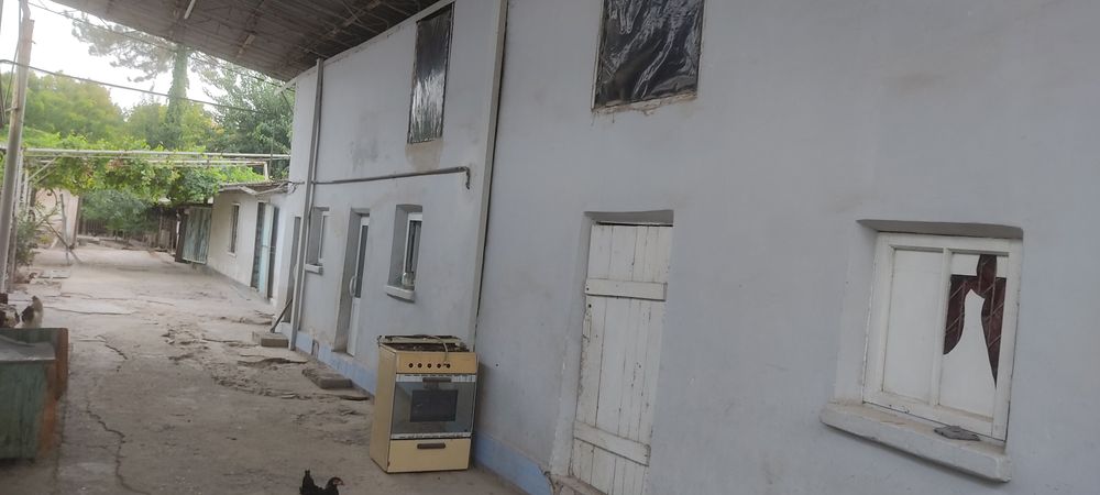 Uy sotiladi Tuyabog'izda