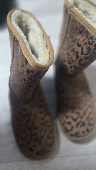 Продам обувььььь