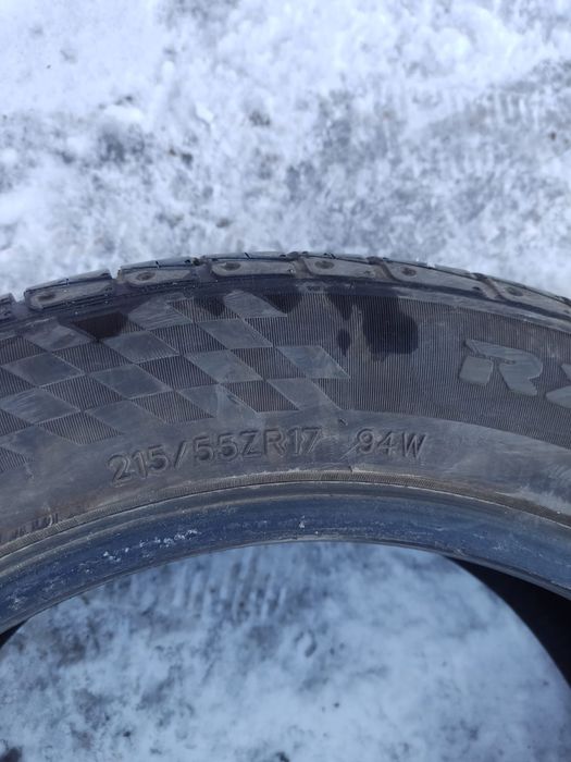 Продам шины. R17