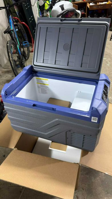 Нов къмпинг хладилник VEVOR 30L / 12v-24v-220v/ Компресор / Bluetooth
