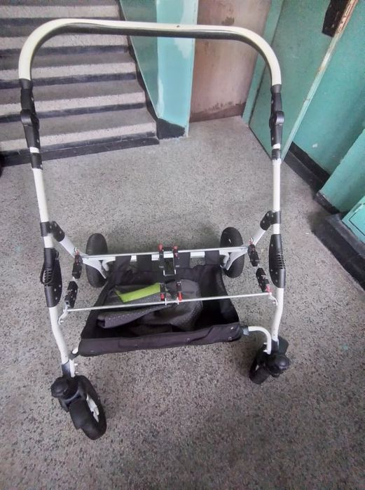 Количка за близнаци