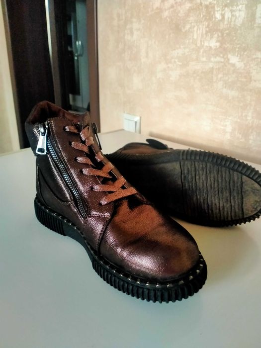 Ботинки зимние 38