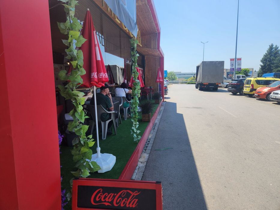 Продава се заведение за бързо хранене