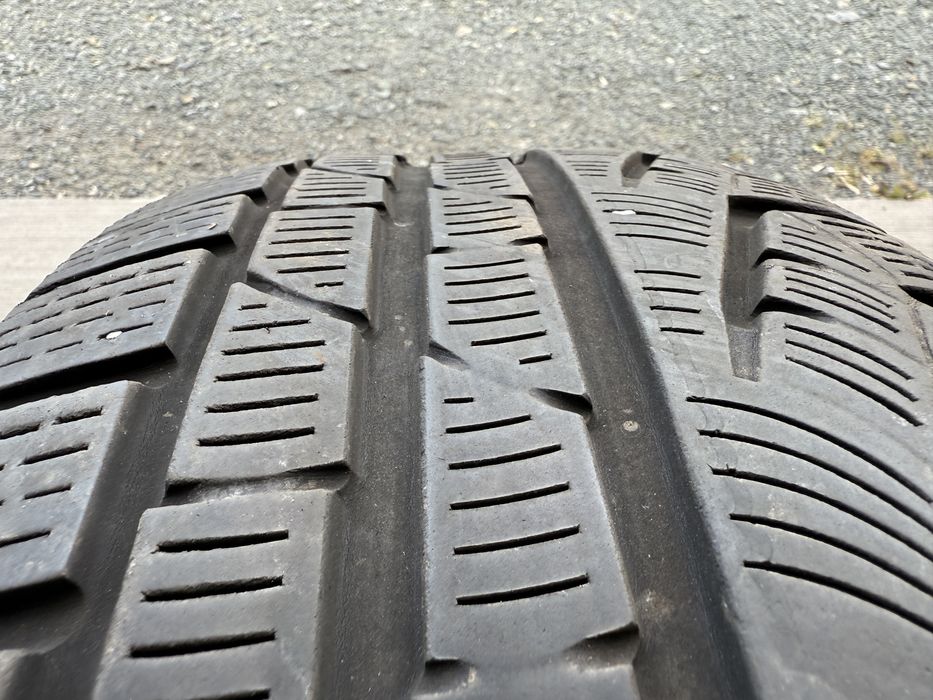 4бр. Зимни Гуми С Борд 225/55R/17 -PIRELLI- DOT:0317- 6.0мм+5.0мм