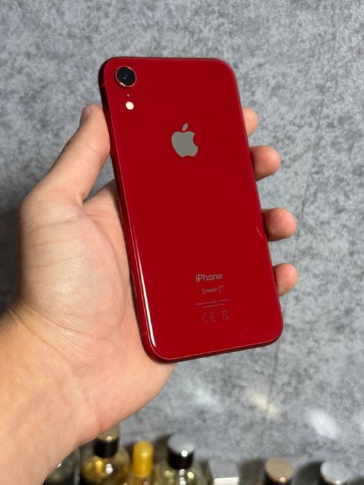 Продам айфон(Iphone) XR