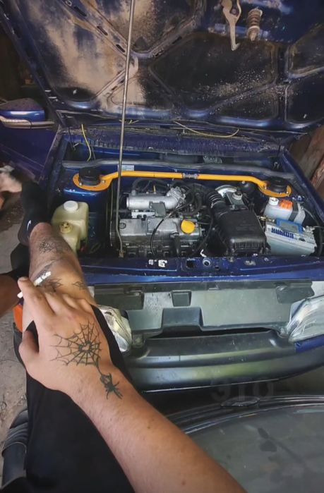 Машина Ваз 2114 чепырка