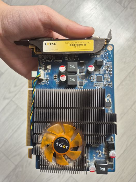 Видеокарта zotac