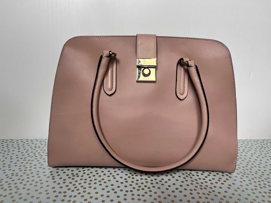 Furla кожена чанта оригинална