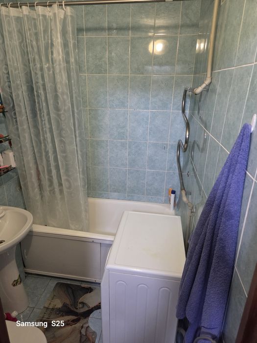 Продам 3 комнатную квартиру