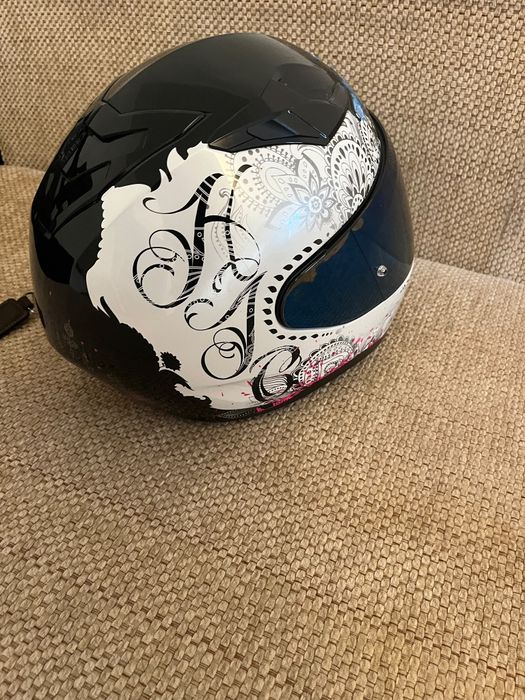 Vând cască motocicletă