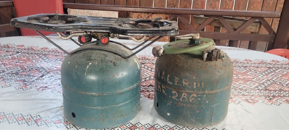 Butelii voiaj doua bucati sau schimb