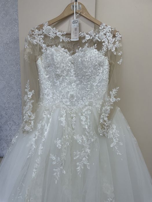 Свадебные платья