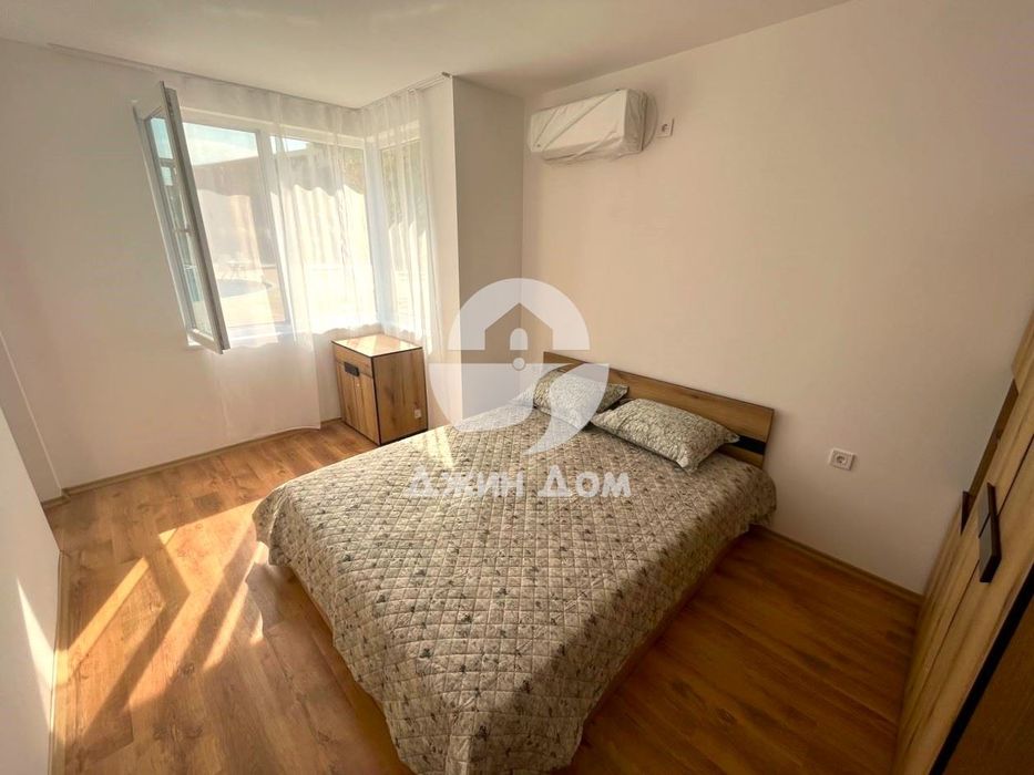 Продава се Двустаен апартамент в к.к. Слънчев бряг - 65 кв.м за 1250 €/кв.м - Снимка #2