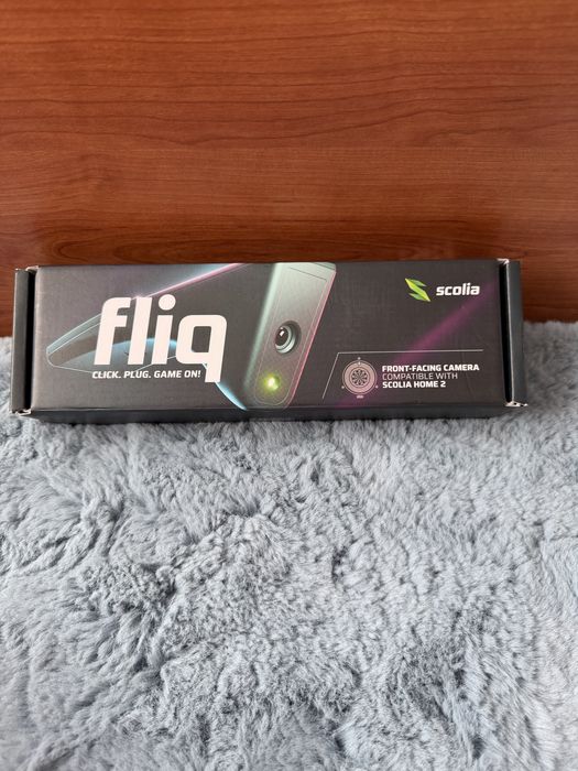 FLIQ SCOLIA front-facing camera