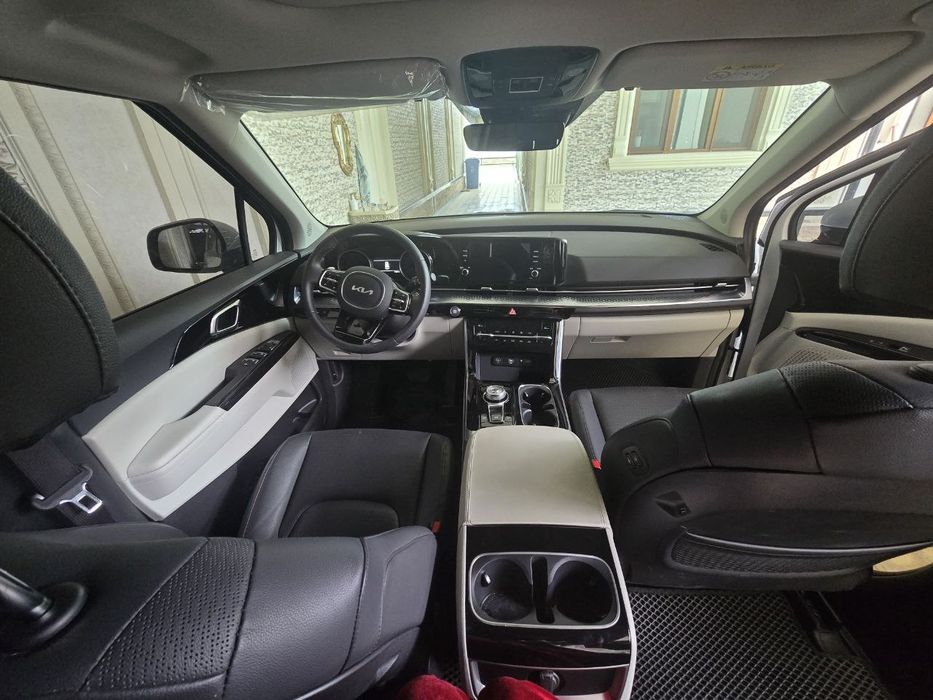 Kia Carnival 2023 — 7