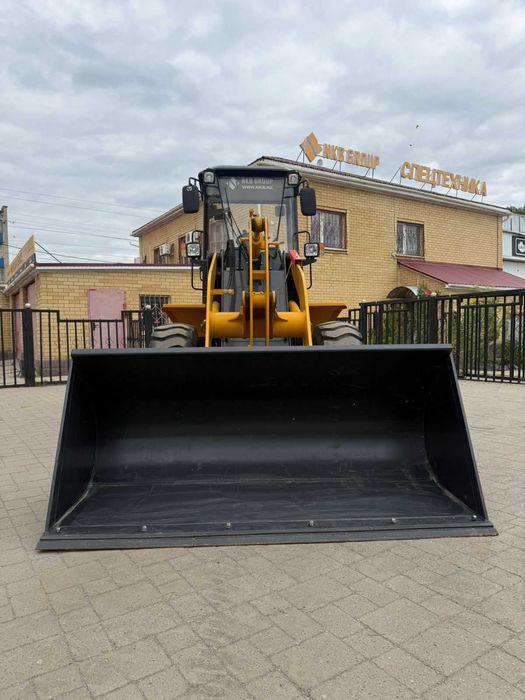 Фронтальный погрузчик LiuGong CLG835HMAX